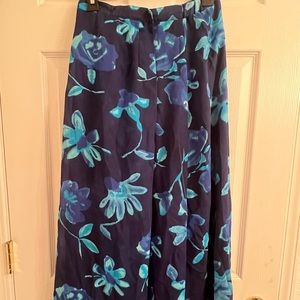Authentics long floral skirt